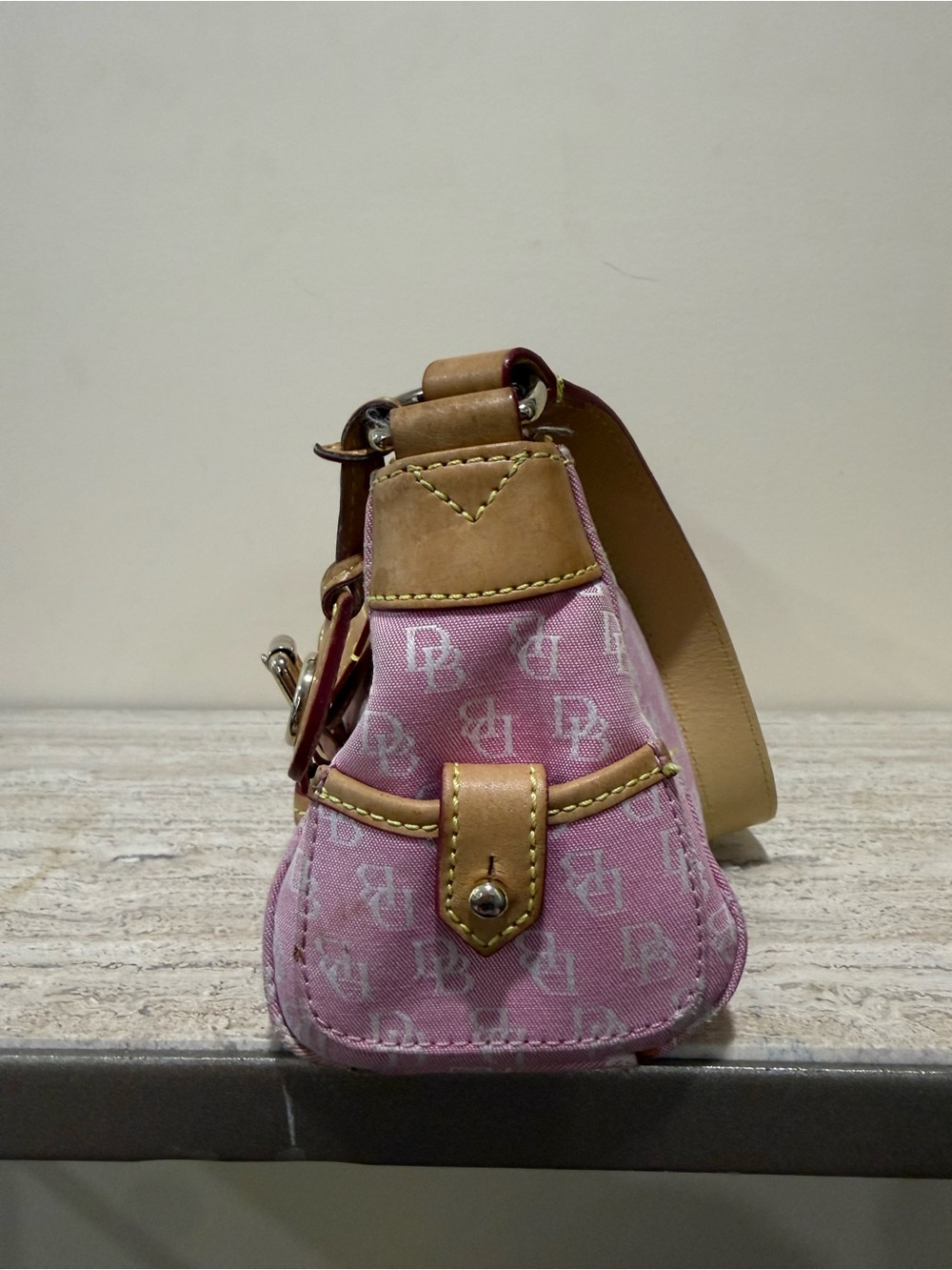 Dooney & Bourke Vintage Rare 2000s Signature Double pocket Satchel - Picture 4 of 16